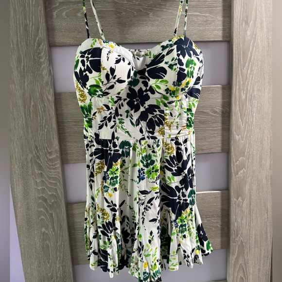 Francesca’s Flowy Romper - Picture 1 of 4